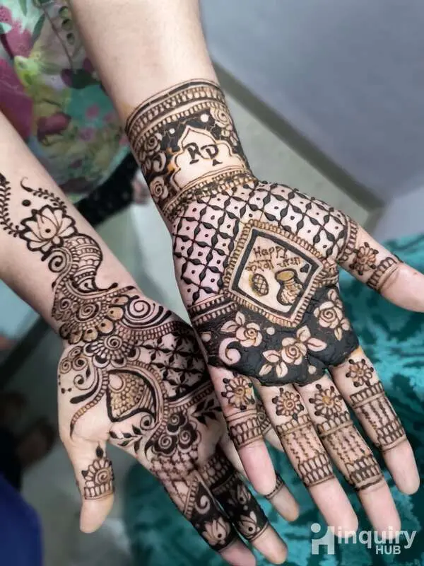 The Henna Artist Pratibha