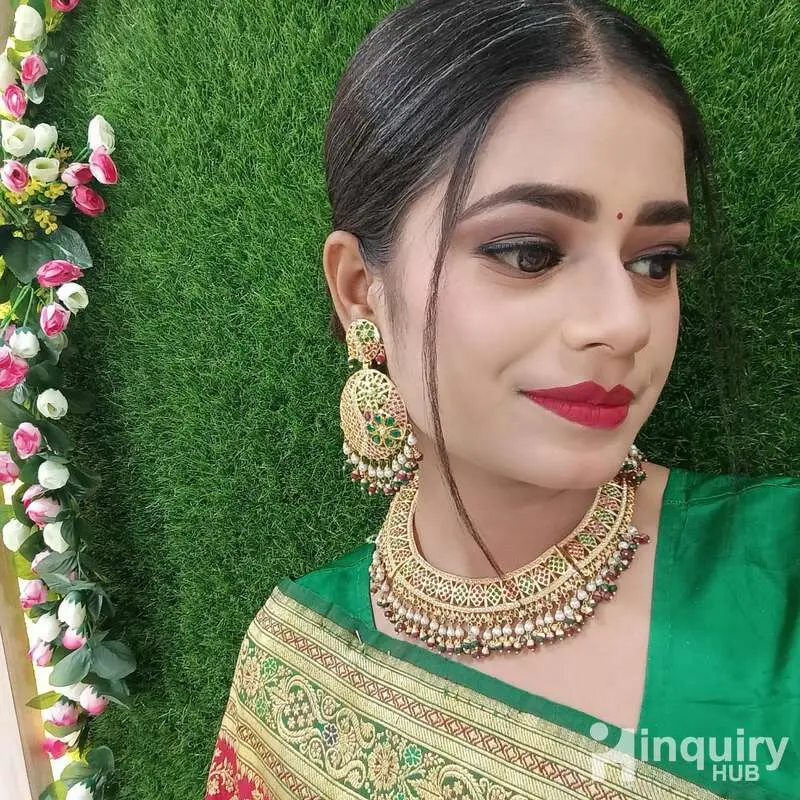 Naina Bajpai Professional Makeup Artist