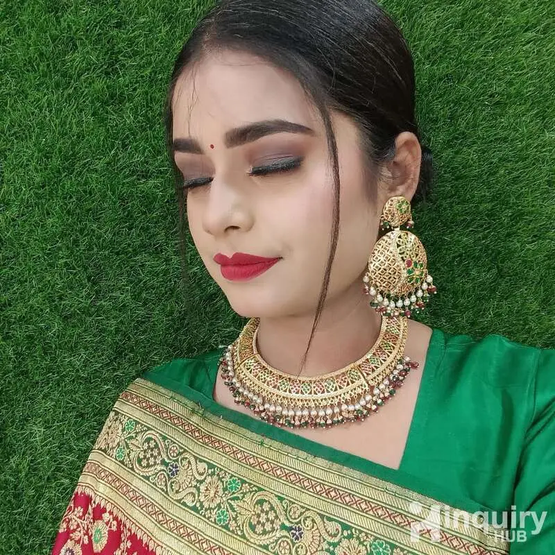 Naina Bajpai Professional Makeup Artist