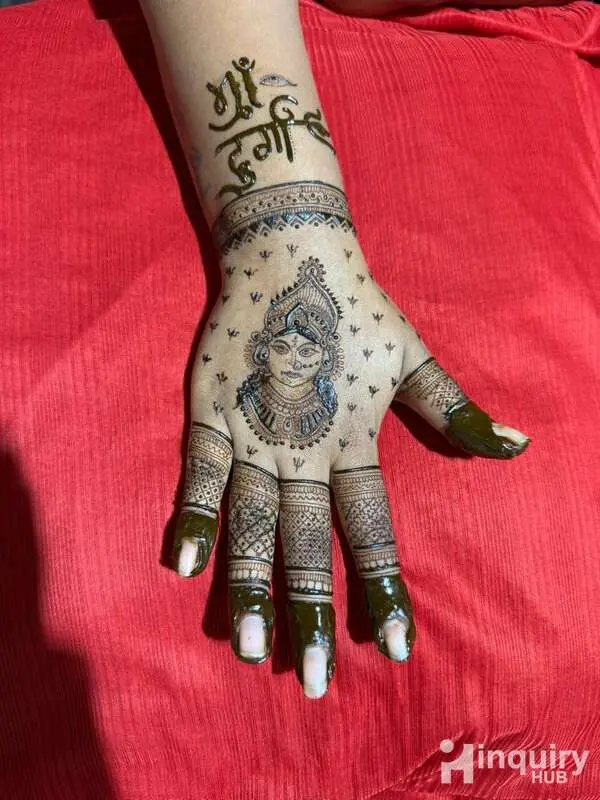 Mehandi Artist