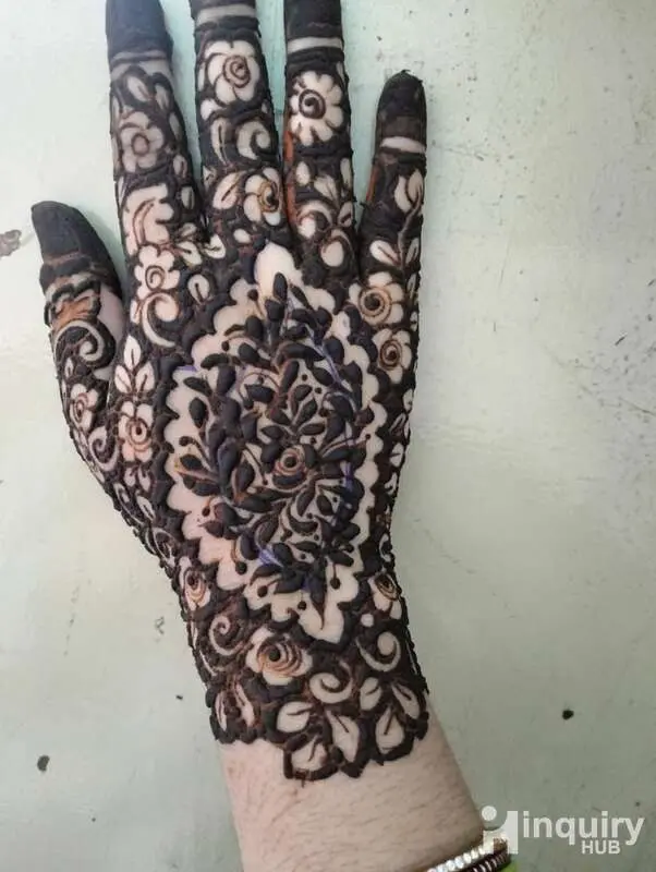 Mehndi Designs By Lubna 