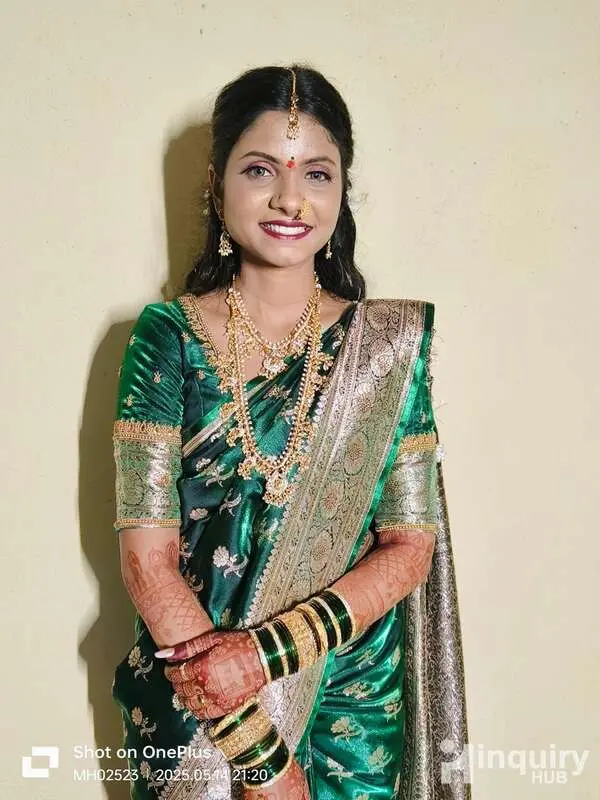 Trupti Kulapker Makeupartist