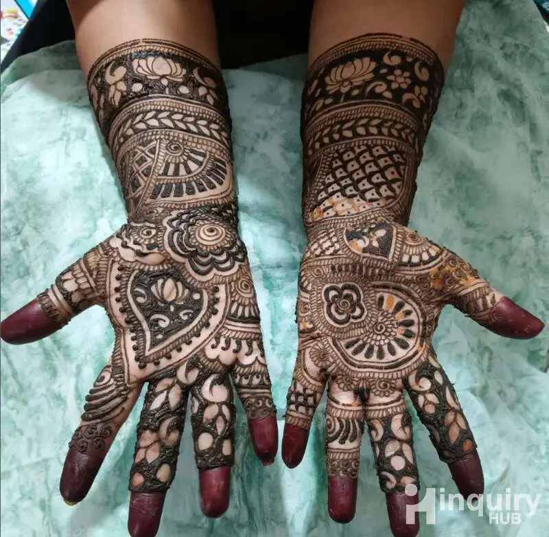 Heena Artist