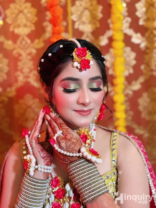 Heena Duneja Makeup Studio And Academy