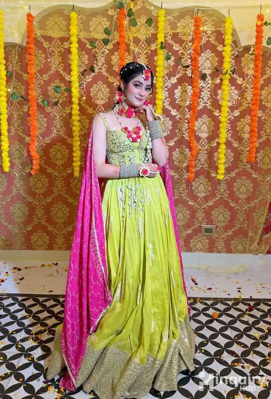 Heena Duneja Makeup Studio And Academy