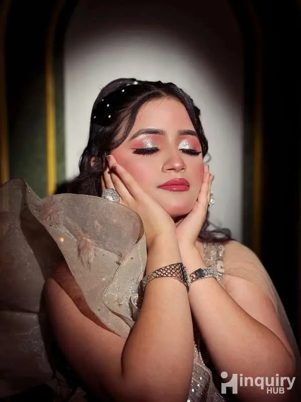 Heena Duneja Makeup Studio And Academy