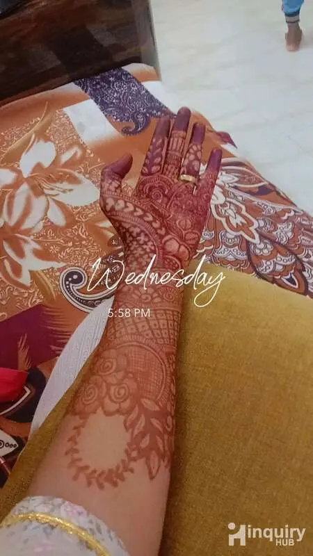 Simran Shaikh Mehndi