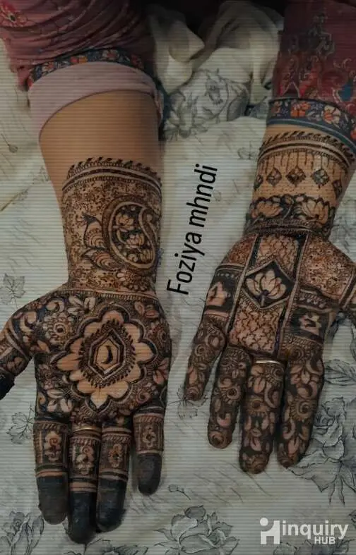 Foziya Mehndi Artist