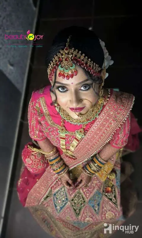 Shrya Makeup Artists