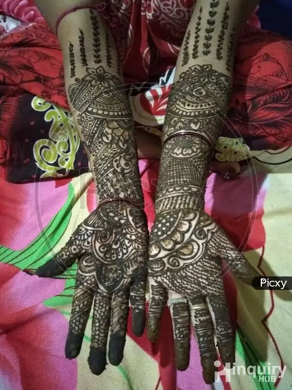 Gauri Mehndi Studio