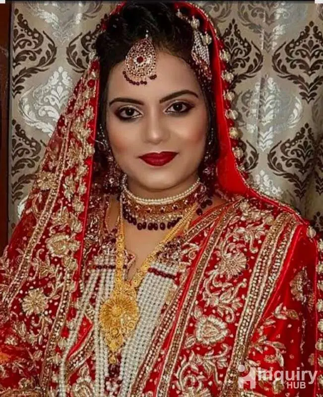 Queen Makeup Artist