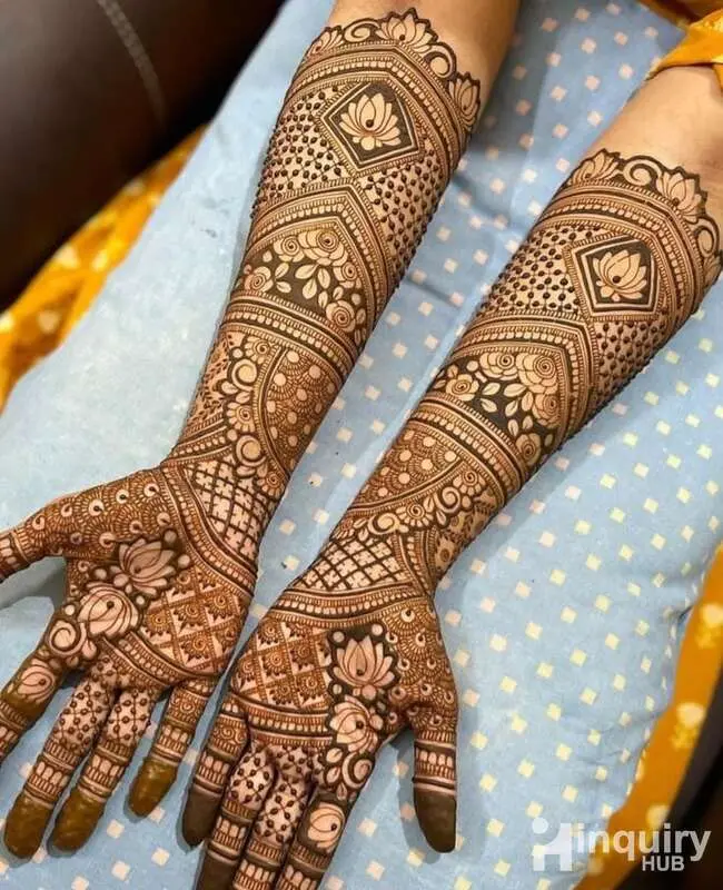 Poonammehandiartist