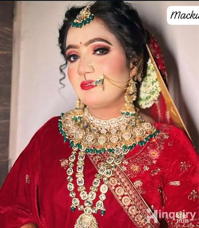 Shikha Mua