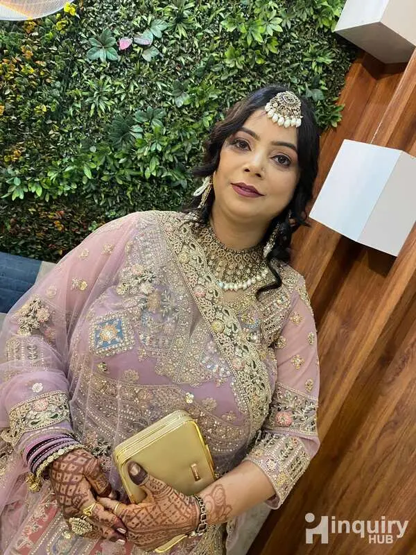 Shikha Mua