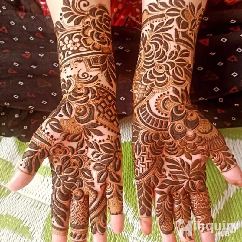 Mehndi Artist Muskan