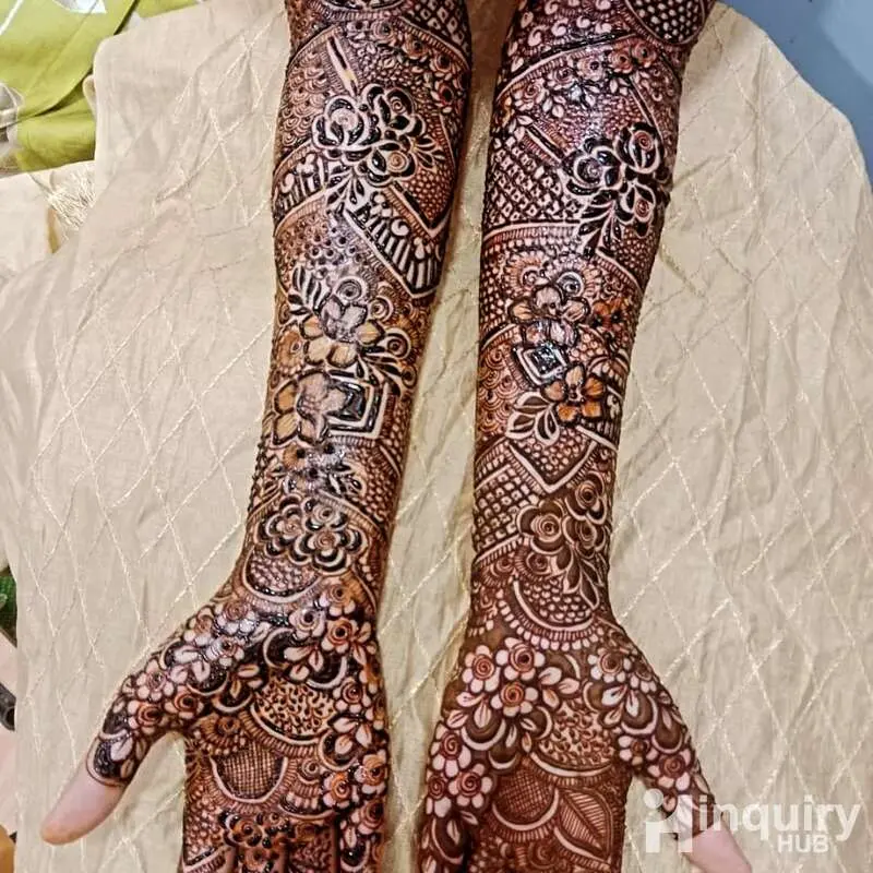 Mehndi Artist Muskan