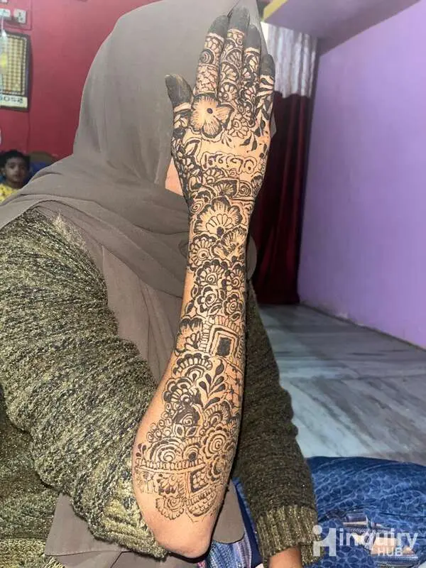 Amira's Mehandi Artists