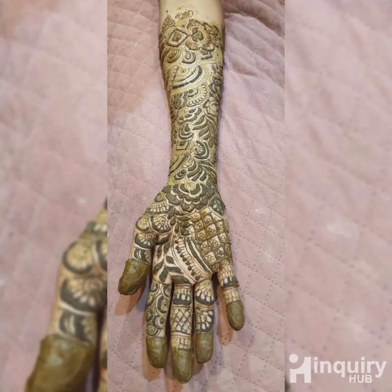 Amira's Mehandi Artists