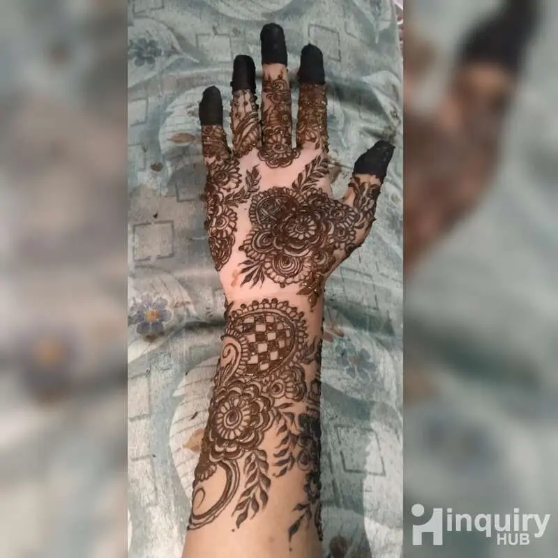 Amira's Mehandi Artists