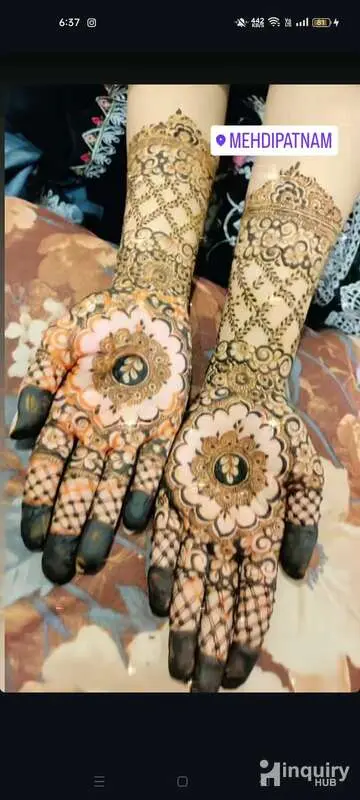 Zoya Mehndi Artist