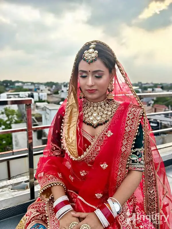 Sakshi Makeup Over
