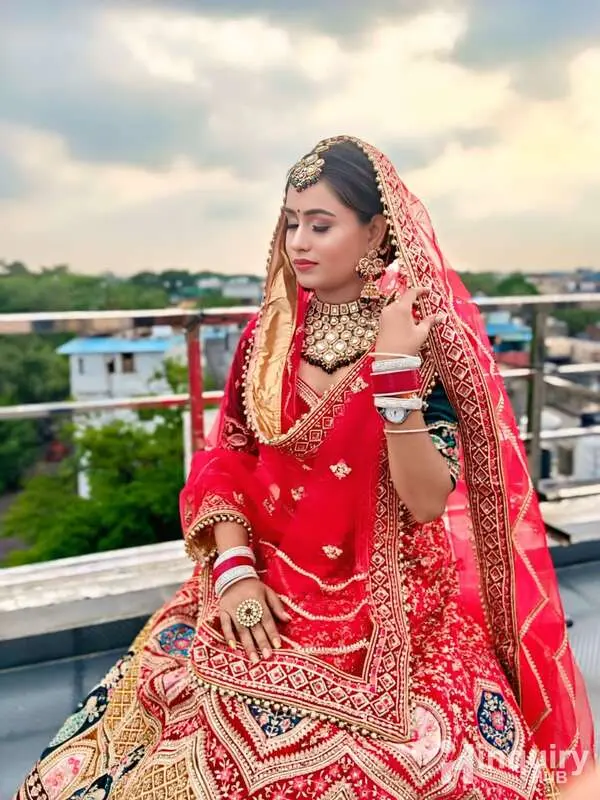 Sakshi Makeup Over