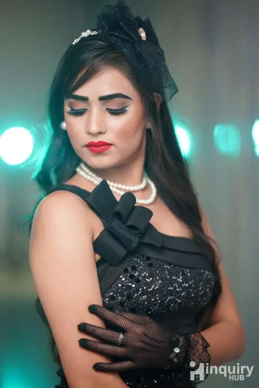 Sakshi Makeup Over