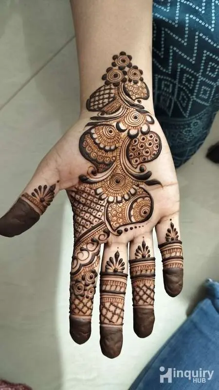 Meghna Mehndi Artist