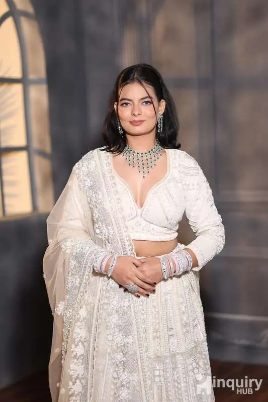 Mahii Bharadwaj Makeup Artist