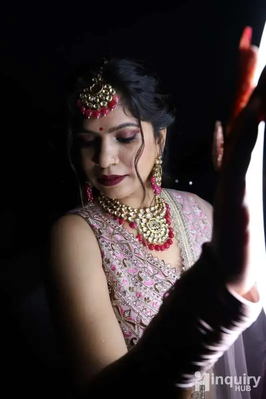 Jaya Deval Make Uo Artist
