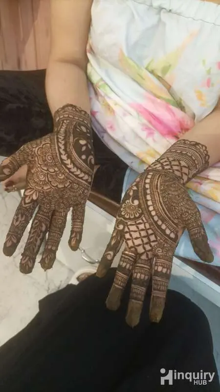 Sania Mehndi Studio
