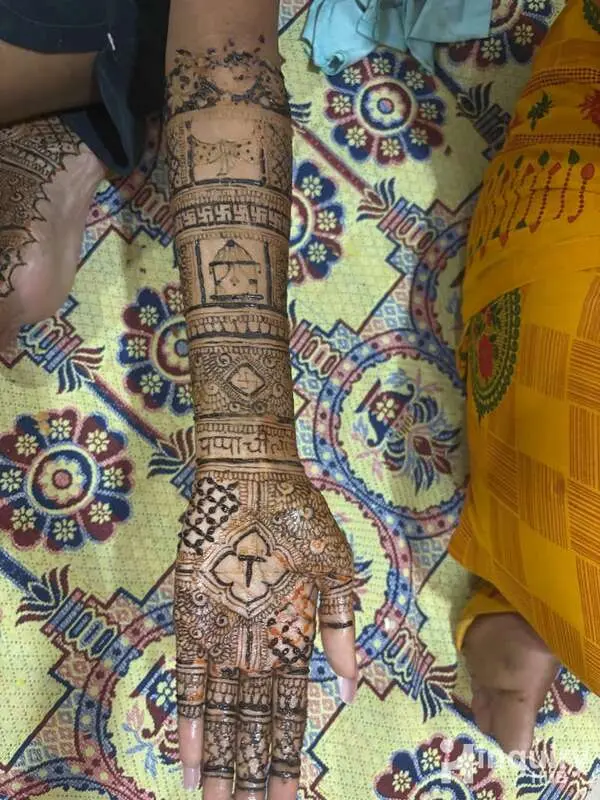 Durga Mehndi Artists