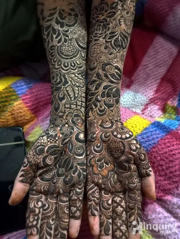 Mehndi Artist Shabista