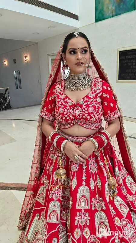 Khushi Make Up Artist