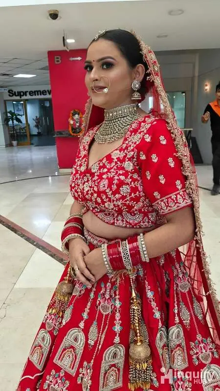 Khushi Make Up Artist