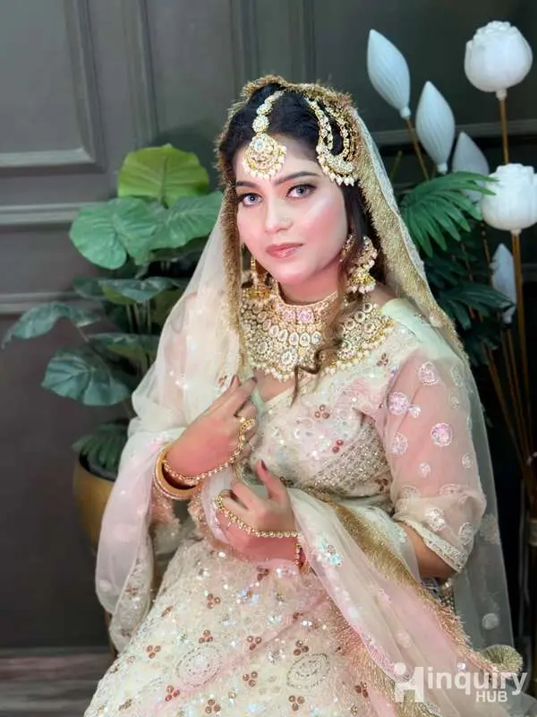 Warisha Khan Makeup Artist