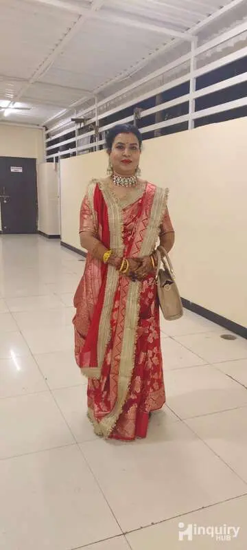 Saniya Mekover