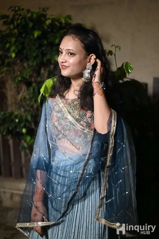 Saniya Mekover