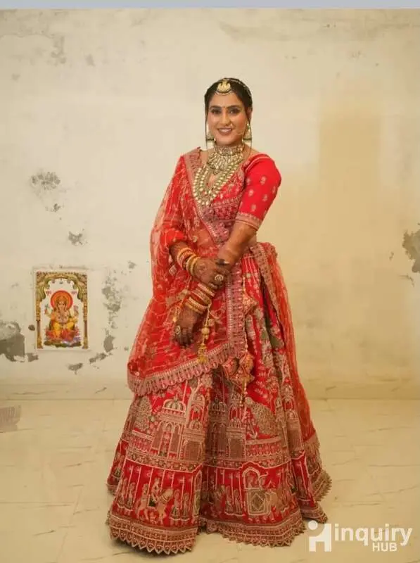 Saniya Mekover