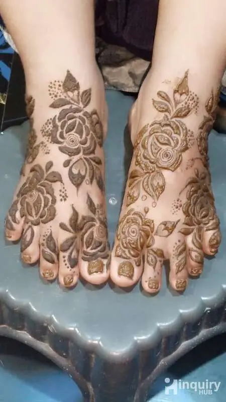 Simran Mehndi Artist