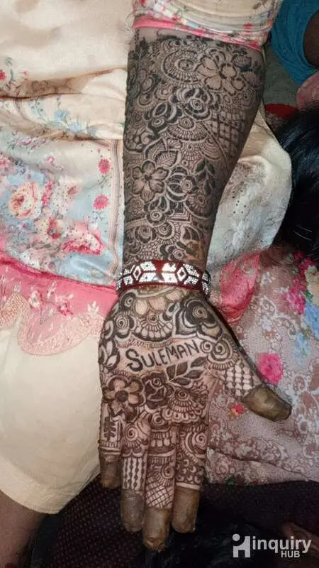 Simran Mehndi Artist