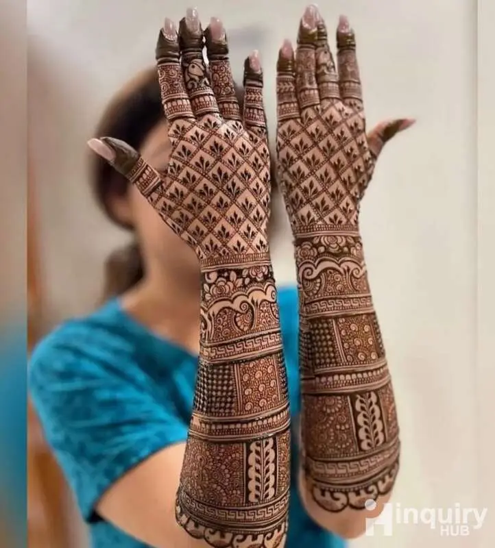 Graceful Mehndi Art