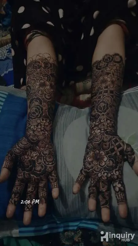Tuba Mehndi Artist