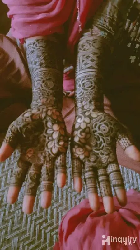 Tuba Mehndi Artist