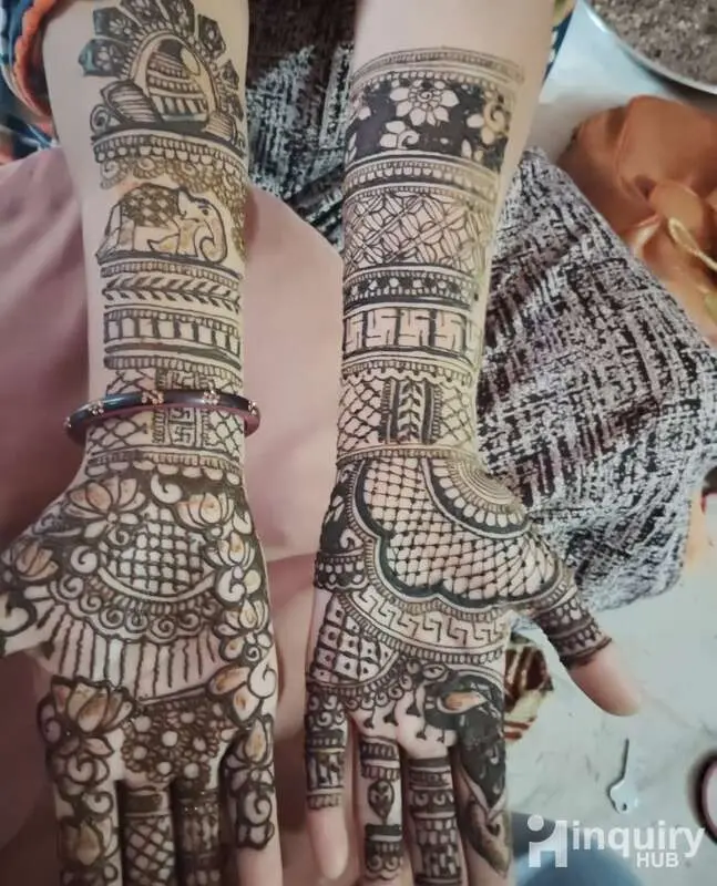 Saloni Mehandi Artist