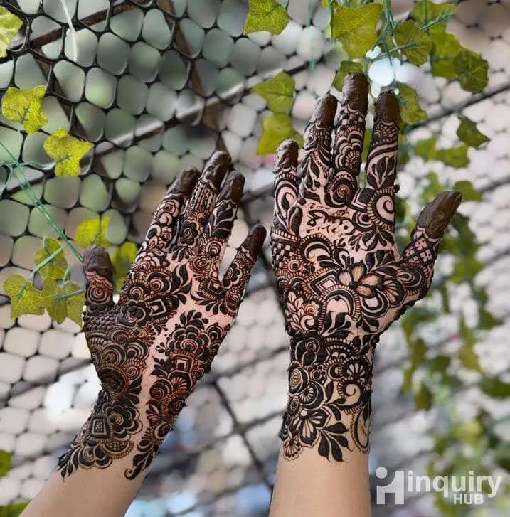 Farha Mehndi Artists