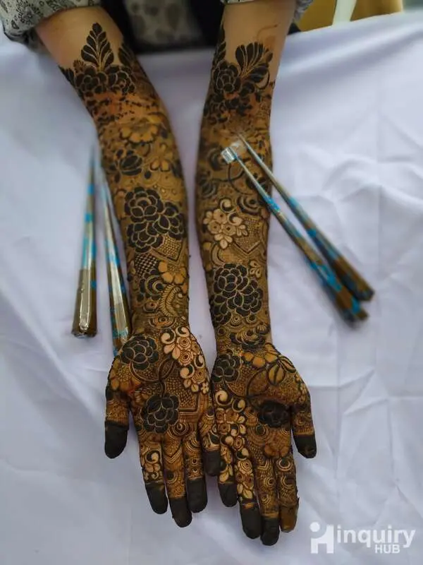 S S Mehendi Studio