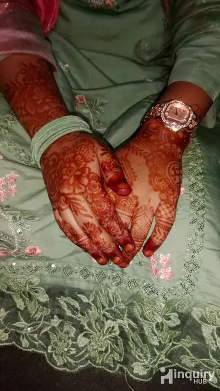 Saniya Mehndi Artist