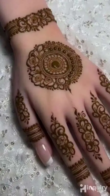 Saniya Mehndi Artist