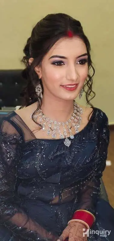 Moksha Makeup Artist